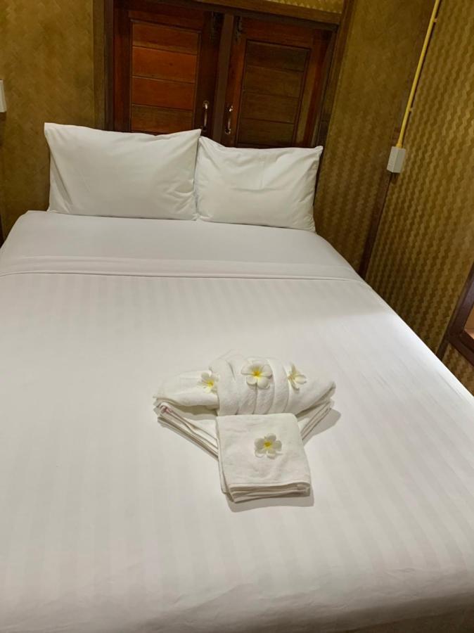 Khaosok Bamboo Huts Resort Khao Sok National Park Εξωτερικό φωτογραφία