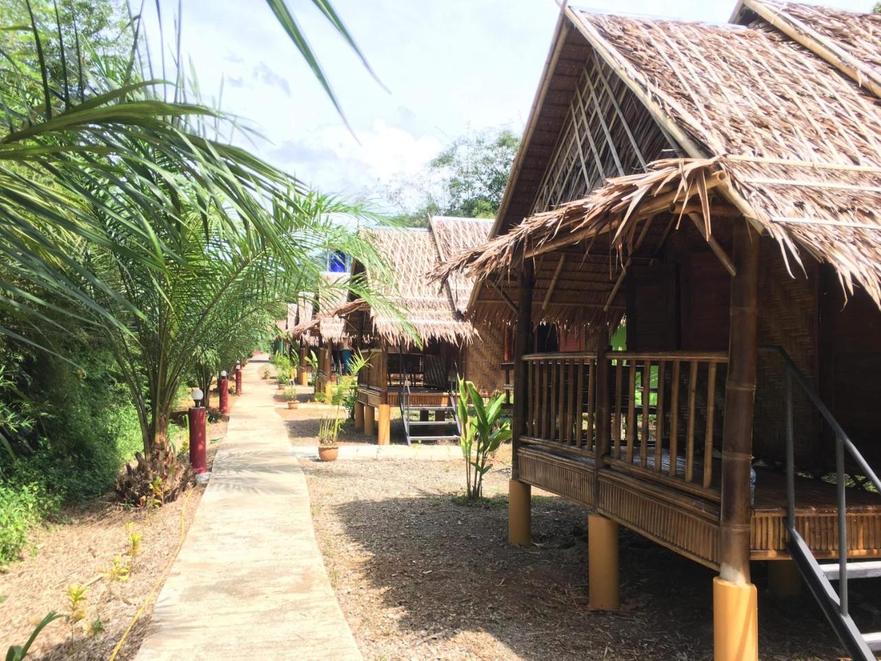 Khaosok Bamboo Huts Resort Khao Sok National Park Εξωτερικό φωτογραφία